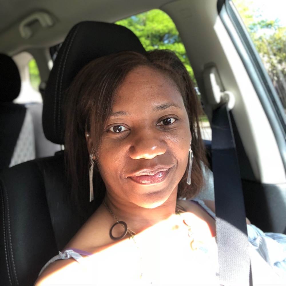 Meet your Posher, Carolyn